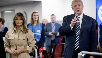 Melania Trump, junto al presidente de los Estados Unidos, el pasado miércoles en su reaparición tras ser intervenida quirúrgicamente hace un mes.