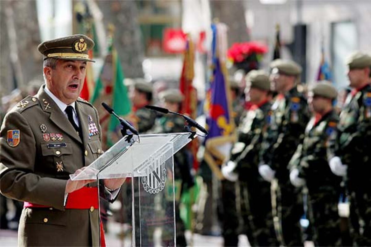 Commodore Roldán El comandante general de Baleares, José Emilio Roldán | España | EL PAÍS