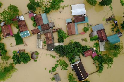 Vista de la situación en la comunidad de Hoang Van Thu, Hanoi (Vietnam) por las inundaciones causadas por las fuertes lluvias.