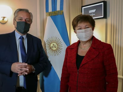 Alberto Fernandez y la titular del FMI, Kristalina Georgieva, en Roma el pasado mayo.