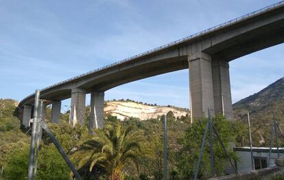 The A-92 highway where it crosses Huétor-Santillán (Granada).