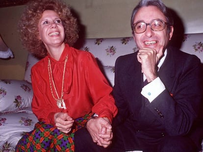 La duquesa de Alba y Jesús Aguirre, en marzo de 1978.