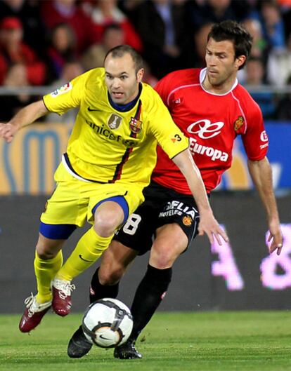 Iniesta, durante el partido ante el Mallorca.