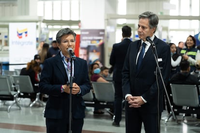 Claudia López junto al Secretario de Estado de los Estados Unidos, Antony Blinken, el 4 de octubre.