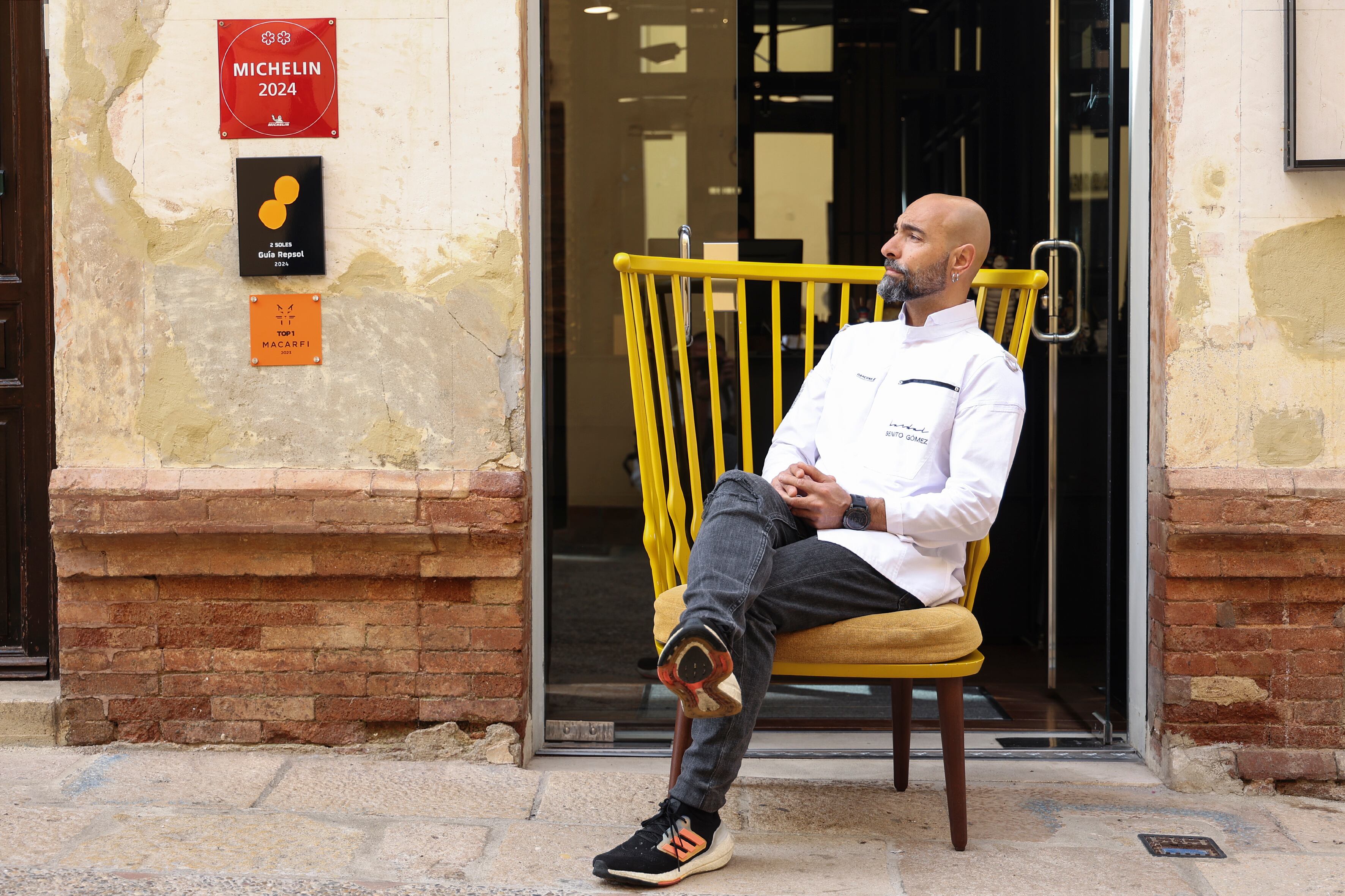 El cocinero llevará por primera vez uno de sus establecimientos fuera de Ronda. La tapería Tragatá llega en junio a Málaga. 