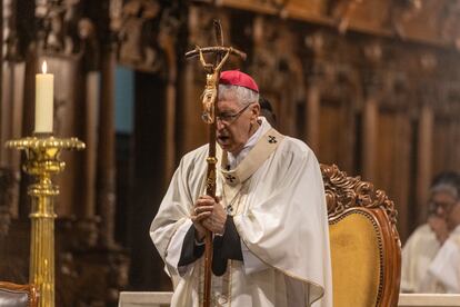 Misa en la Catedral de Lima a cargo del cardenal Carlos Castillo, a quien nombró el Papa Francisco.