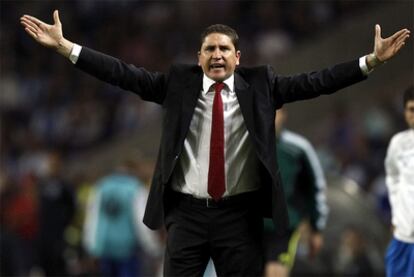 Garrido protesta durante el partido.