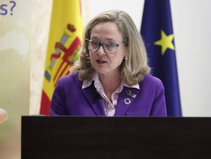 La ministra de Economía, Nadia Calviño.