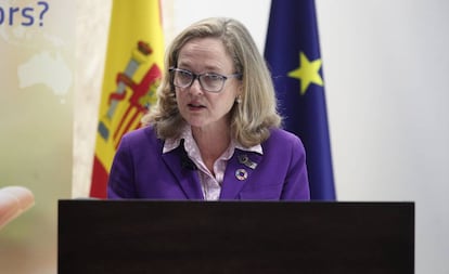 La ministra de Economía, Nadia Calviño.