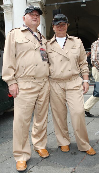 Batúrina y su marido Yuri Luzhkov, en una imagen de 2008, cuando asistieron a una carrera de coches antiguos en Brescia (Italia).