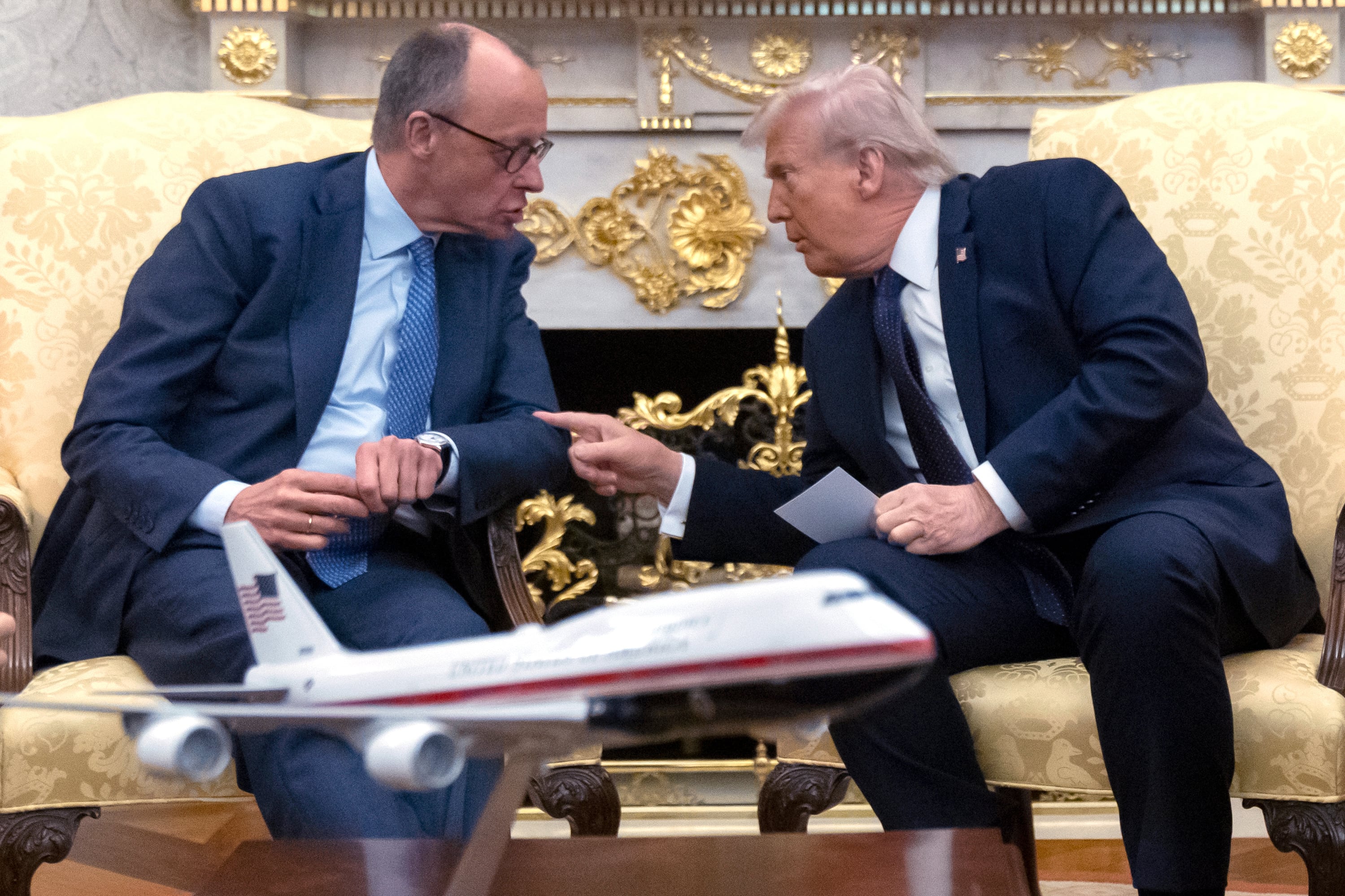 El espejo moral de la guerra de Irán: genuflexiones, contorsionismo y espaldas rectas