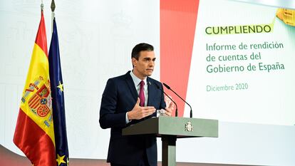 El presidente del Gobierno, Pedro Sánchez, da una rueda de prensa el 29 de diciembre en La Moncloa.