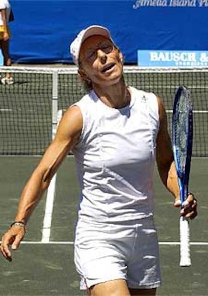 Martina Navratilova perdió en la primera ronda de Amelia Island.