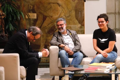 Torra reunido con Carles Riera y Natalia Sánchez (CUP).