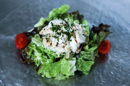 Ensalada de txangurro, una de las preparaciones de Saltxipi.