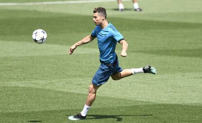 Cristiano, en un entrenamiento en Valdebebas