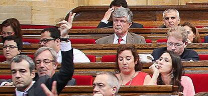 Los portavoces indican a su grupo el sentido del voto.