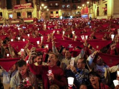 Miles de pamploneses y visitantes despiden las fiestas de la capital navarra e inician la cuenta atrás para las próximas.