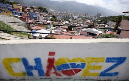 Una pintada sobre Ch&aacute;vez en una pared de Caracas. 
 