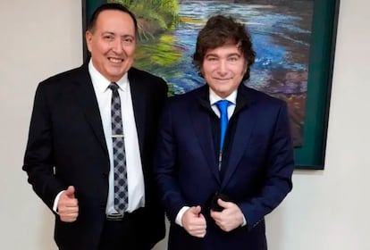 El pastor evangélico Jorge Ledesma y el presidente argentino, Javier Milei.