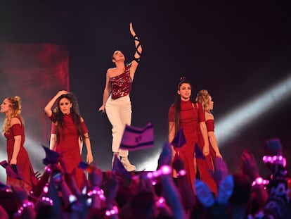 Un momento de la actuación de Blanca Paloma en la final de Eurovisión 2023, el sábado.
