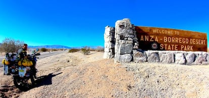 El mayor parque estatal de California, dedicado a Juan Bautista de Anza, naci en 1763 en el actual Mxico, cerca de Arizpe. Hijo de un militar espa?ol asesinado por los apaches, se alist joven en el ejrcito; con 24 a?os ya era capitn. En 1774 march con 20 soldados, tres curas y 140 caballos a travs de un pelado e ignoto desierto, territorio de los indios yuma y de las serpientes de cascabel. Tras grandes penalidades llegara con todos sus hombres hasta las costas de Monterrey. Se convertira en el primer blanco en cruzar de Arizona a California, y al a?o siguiente se le concedi permiso para una segunda expedicin que con 240 pioneros llegara hasta el corazn de una gran baha a la que llam San Francisco.