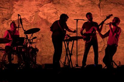 El grupo Manel en el Teatre Grec.