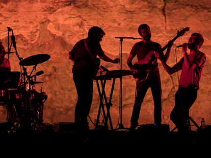 El grupo Manel en el Teatre Grec.