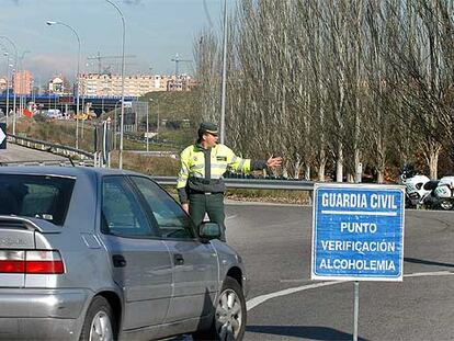La DGT ha puesto en marcha una campaña para reducir el consumo de alcohol entre los conductores.