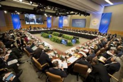 Fotografía facilitada por el Fondo Monetario Internacional (FMI) que muestra una imagen general de la reunión del Fondo Monetario Internacional (FMI) y el Banco Mundial (BM) celebrada en Washington (Estados Unidos).