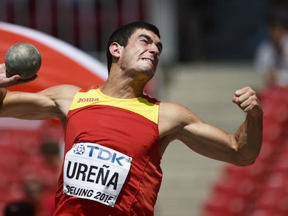 Jorge Ureña, durante el lanzamiento de peso del decatlón del Mundial de Pekín 2015.