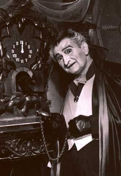 Al Lewis, caracterizado como el Abuelo de <i>La Familia Monster</i>.