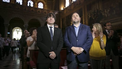Puigdemont i Junqueras, a l&#039;acte dels alcaldes de dissabte.
