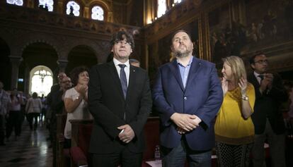 Puigdemont i Junqueras, a l'acte dels alcaldes de dissabte.
