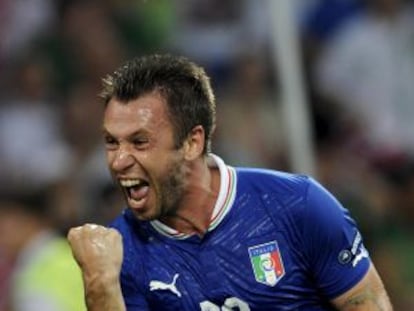 Cassano celebra su gol a Irlanda