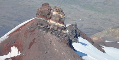 Volcán y glaciar islandes en Snaefells.