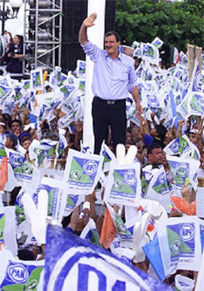 El presidente mexicano, Vicente Fox, en la campaña de 2002.