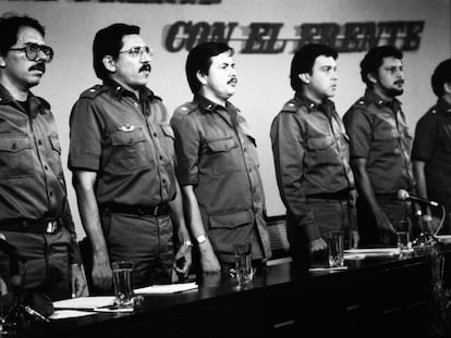 Los principales dirigentes del Frente Sandinista, en 1984 en Nicaragua. Desde la izquierda, Daniel Ortega, Humberto Ortega, Bayardo Arce Castaño y Jaime Wheelock.