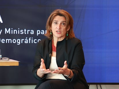 La vicepresidenta tercera del Gobierno y ministra para la Transición Ecológica y el Reto Demográfico, Teresa Ribera, participa en un Encuentro de la cadena Ser, este jueves.