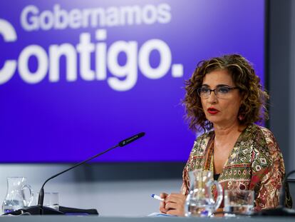 La ministra de Hacienda, María Jesús Montero, el martes durante su intervención en la rueda de prensa posterior a la reunión semanal del Consejo de ministros.