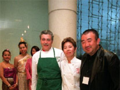 Alfonso Iaccarino, Tasanai Phian-o-Pas y Tetsuya Wakuda, en la I Cumbre Internacional de Gastronomía.