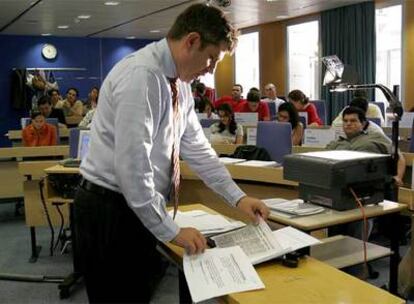 Estudiantes en una de las aulas de la escuela de negocios ESADE en Barcelona.