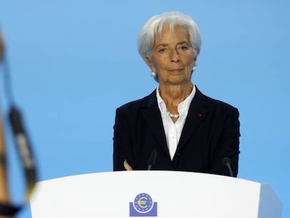 La presidenta del BCE, Chirstine Lagarde, en rueda de prensa el 27 de octubre