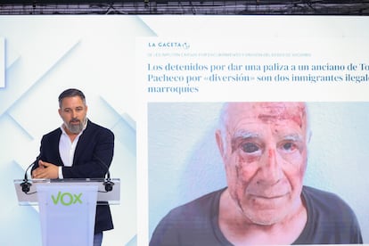 El líder de Vox, Santiago Abascal, este lunes en la sede nacional del partido.