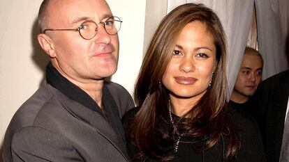 Phil Collins com Orianne quando ainda eram um casal feliz.