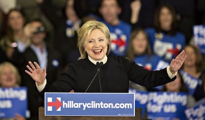 Hillary Clinton concede la derrota ante Bernie Sanders en New Hampshire.