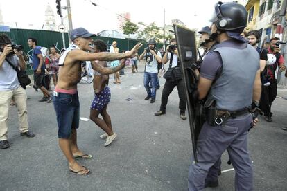 Policiais na região da cracolândia.