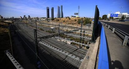 Imagen de las vías del tren que forman parte de la actuación.