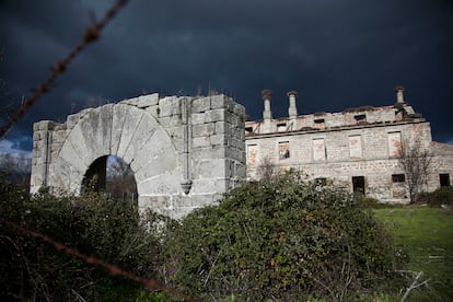 Un arco renacentista en el Palacio de Monesterio, en San Lorenzo de El Escorial, en Madrid.