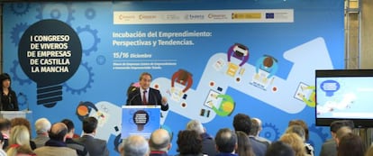 &Aacute;ngel Nicol&aacute;s, presidente de la Federaci&oacute;n Empresarial Toledana, en la apertura del congreso de viveros de empresas de Castilla La Mancha